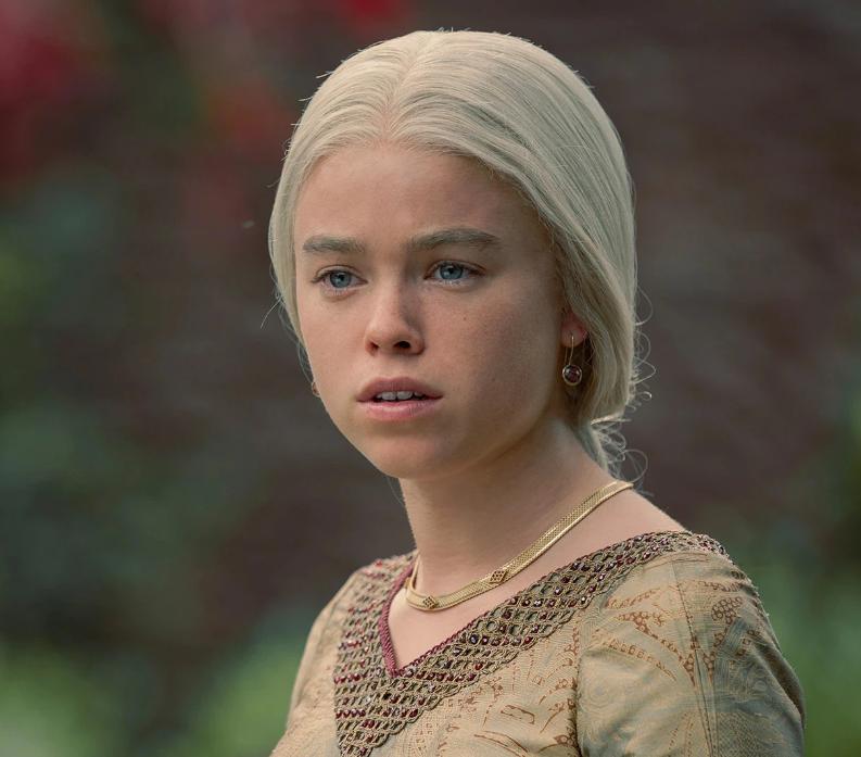 Фото - Милли Олкок: 793x697 / 51 Кб