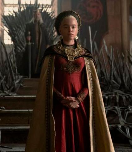 Фото - Милли Олкок: 427x492 / 27 Кб