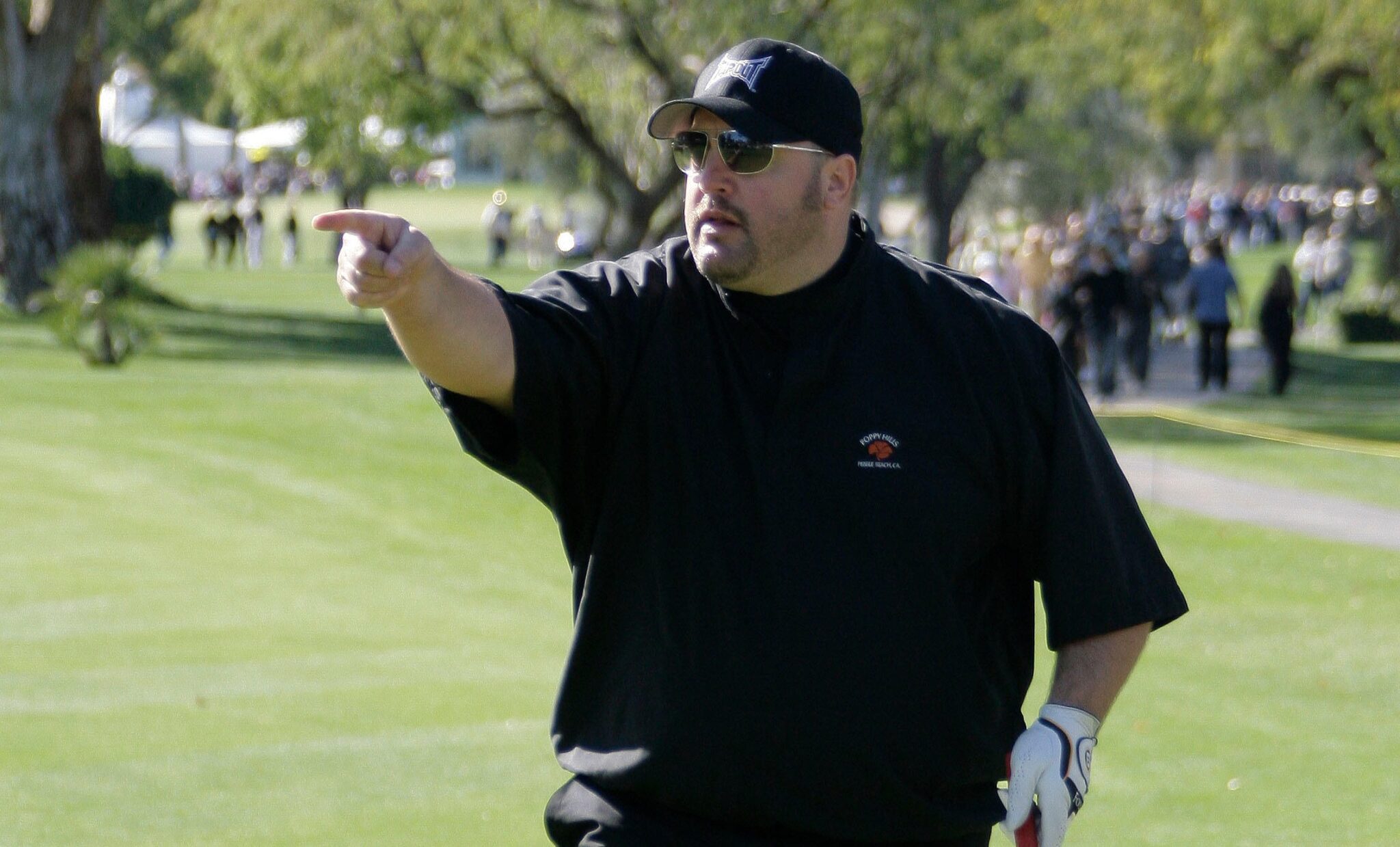 Фото - Кевин Джеймс: 2048x1239 / 274.71 Кб