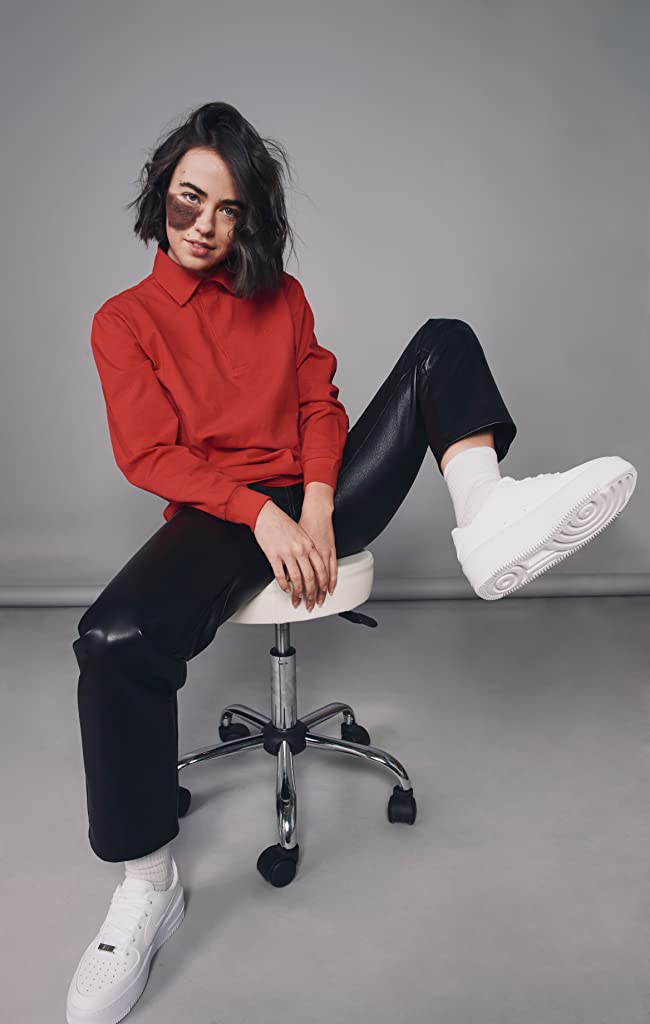 Фото - Кассандра Нод: 650x1024 / 37 Кб