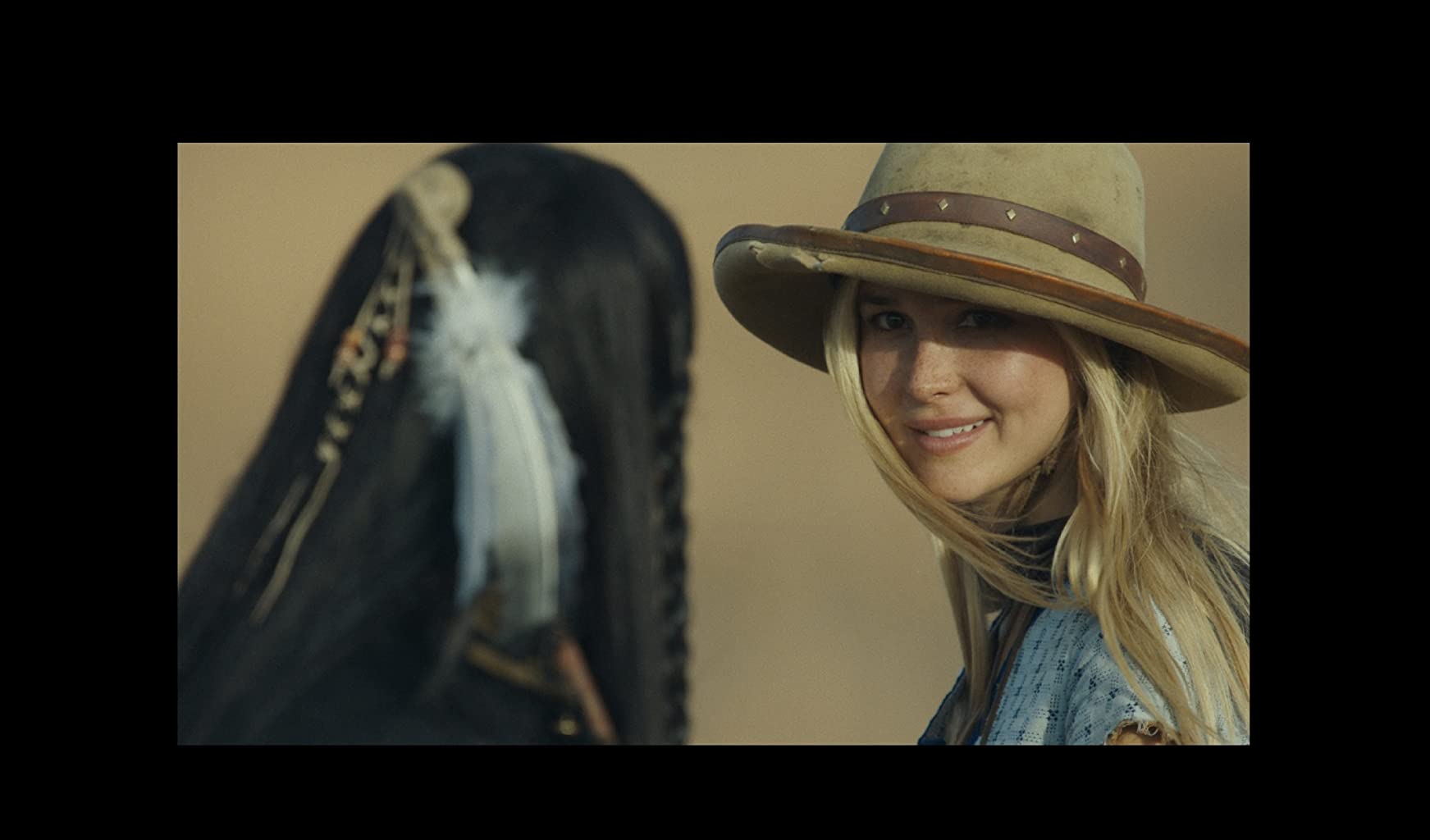 Фото - Изабель Мэй: 1743x1024 / 69 Кб