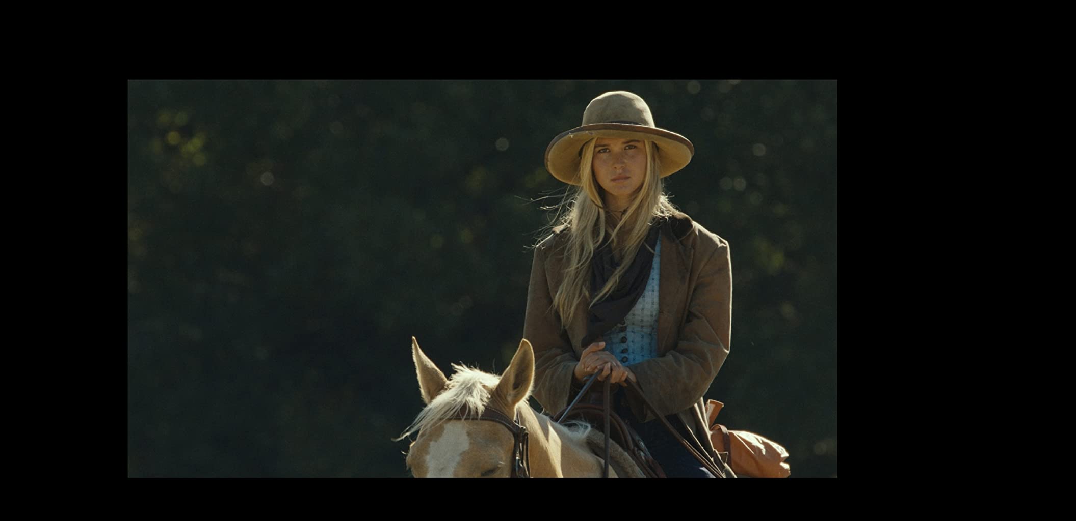 Фото - Изабель Мэй: 2111x1024 / 62 Кб