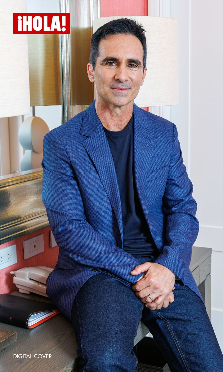 Фото - Нестор Карбонелл: 719x1200 / 157.45 Кб