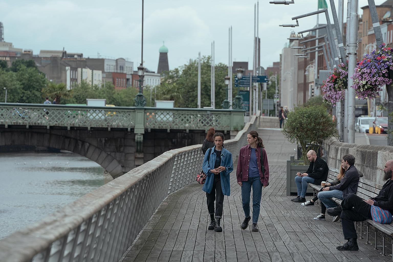 Фото - Элисон Оливер: 1536x1024 / 251 Кб