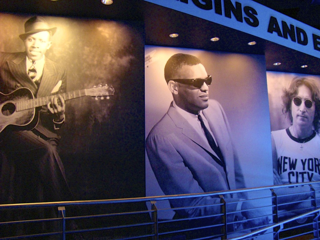 Фото - Роберт Джонсон: 1024x768 / 163.65 Кб