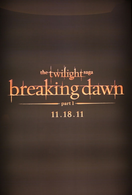 Постер - Сумерки. Сага. Рассвет: Часть 1: 527x776 / 98.86 Кб