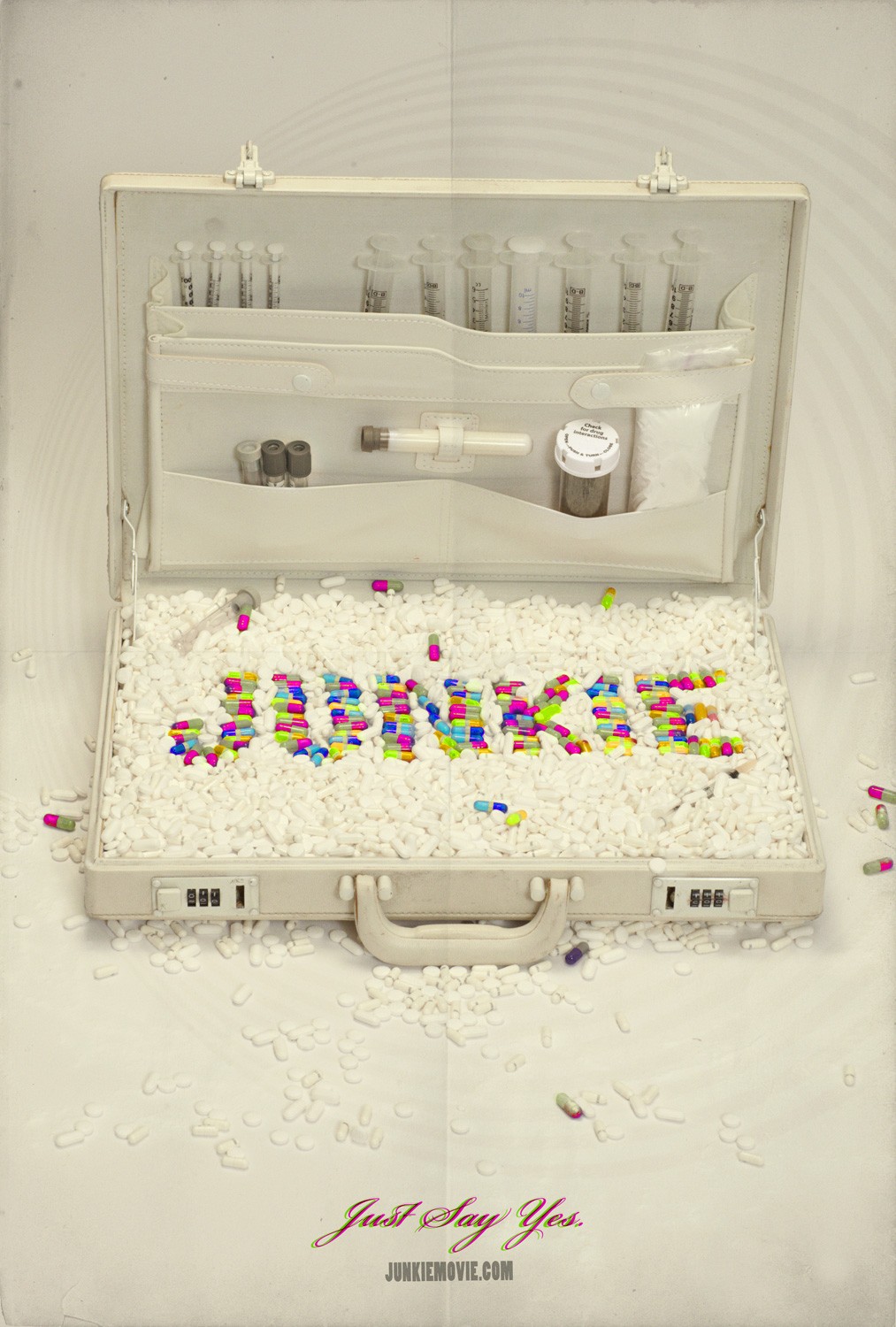 Постер - Junkie: 1013x1500 / 288 Кб