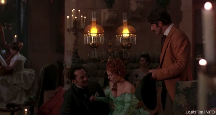 Кадр - Ричард Э. Грант в фильме Дракула: 720x384 / 31Кб