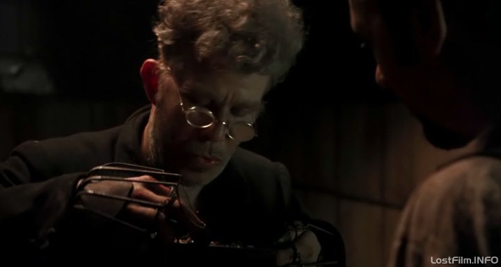 Кадр - Том Уэйтс в фильме Дракула: 720x384 / 22Кб