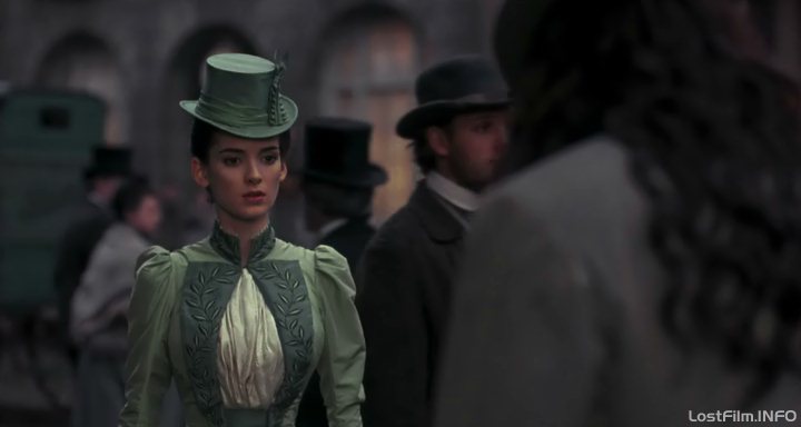 Кадр - Вайнона Райдер в фильме Дракула: 720x384 / 25Кб