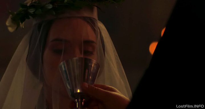 Кадр - Вайнона Райдер в фильме Дракула: 720x384 / 20Кб