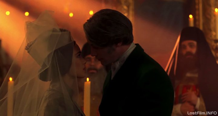 Кадр - Вайнона Райдер в фильме Дракула: 720x384 / 26Кб