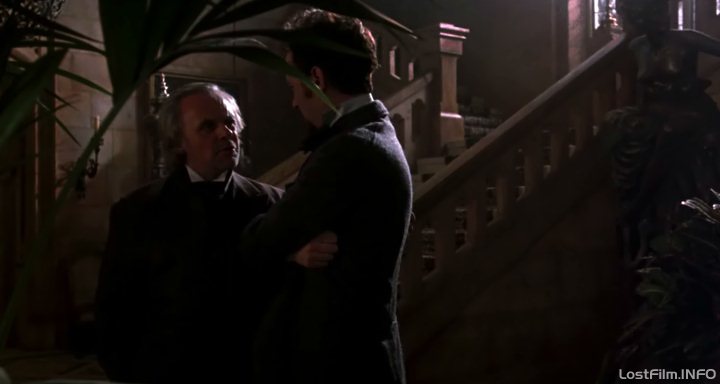 Кадр - Ричард Э. Грант в фильме Дракула: 720x384 / 26Кб