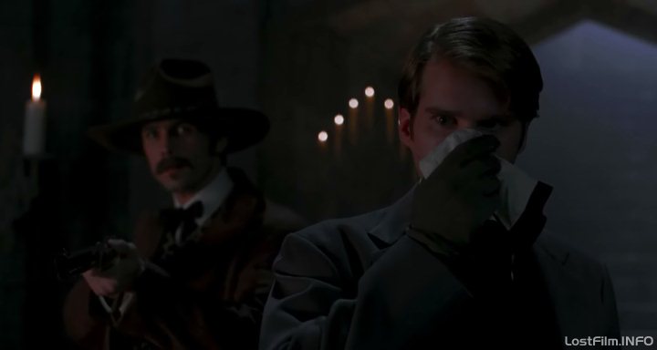 Кадр - Билли Кэмпбелл в фильме Дракула: 720x384 / 19Кб