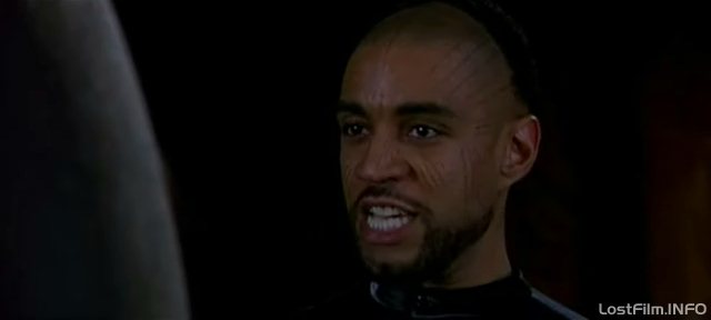 Кадр - Гарри Дж. Ленникс в фильме Тит - правитель Рима: 640x288 / 11Кб