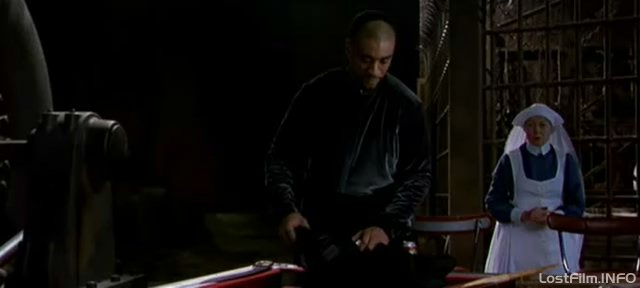 Кадр - Гарри Дж. Ленникс в фильме Тит - правитель Рима: 640x288 / 20Кб