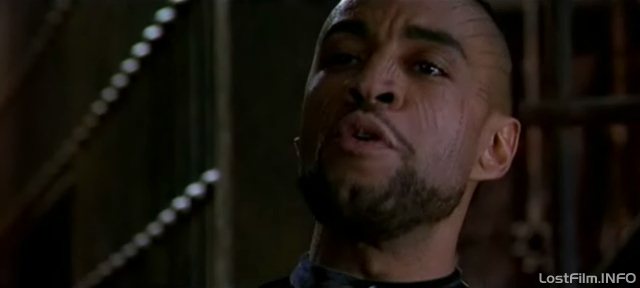 Кадр - Гарри Дж. Ленникс в фильме Тит - правитель Рима: 640x288 / 17Кб