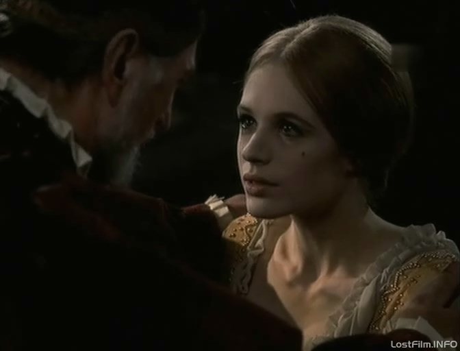 Кадр - Марианна Фэйтфулл в фильме Гамлет: 672x512 / 24Кб