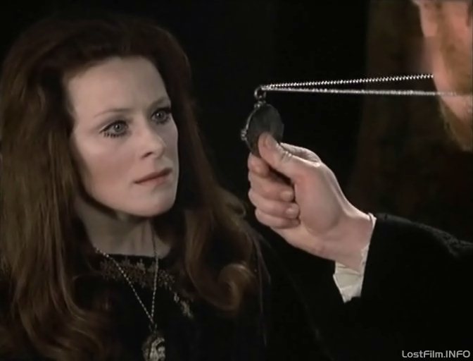 Кадр - Джуди Парфитт в фильме Гамлет: 672x512 / 30Кб