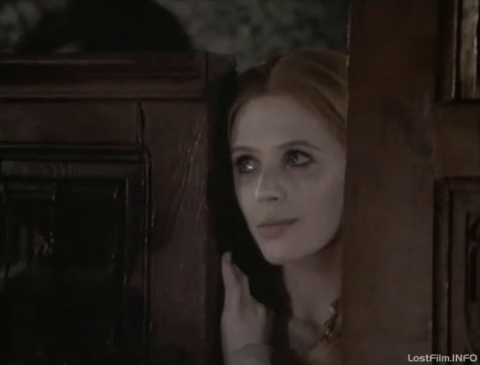 Кадр - Марианна Фэйтфулл в фильме Гамлет: 672x512 / 23Кб