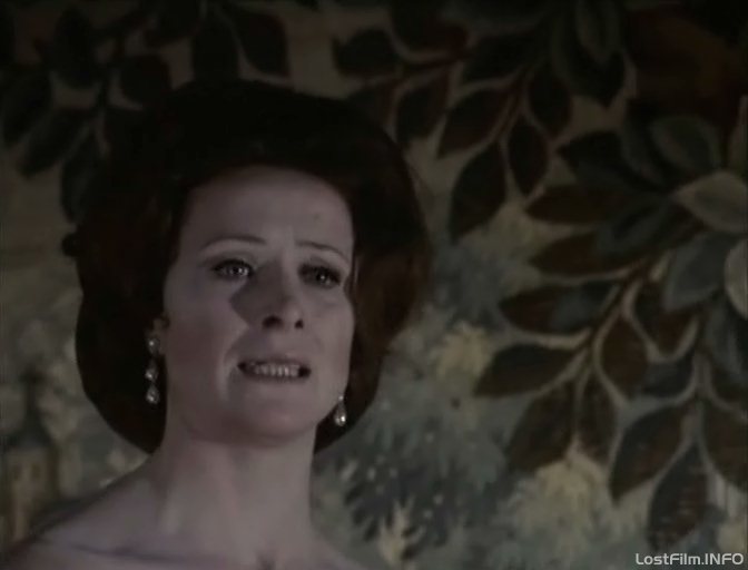 Кадр - Джуди Парфитт в фильме Гамлет: 672x512 / 28Кб