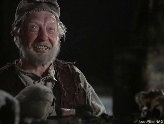 Кадр - Роджер Лайвси в фильме Гамлет: 672x512 / 30Кб