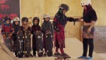 Фото Научиться кататься на скейтборде в зоне боевых действий (если ты девчонка)