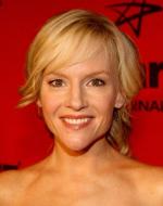 Әйелдердің өзін еркелететін порнороликтерін қараңыз