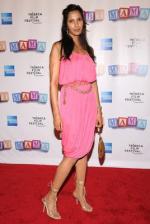 Ішетін шлюхалардың порносы және шәует