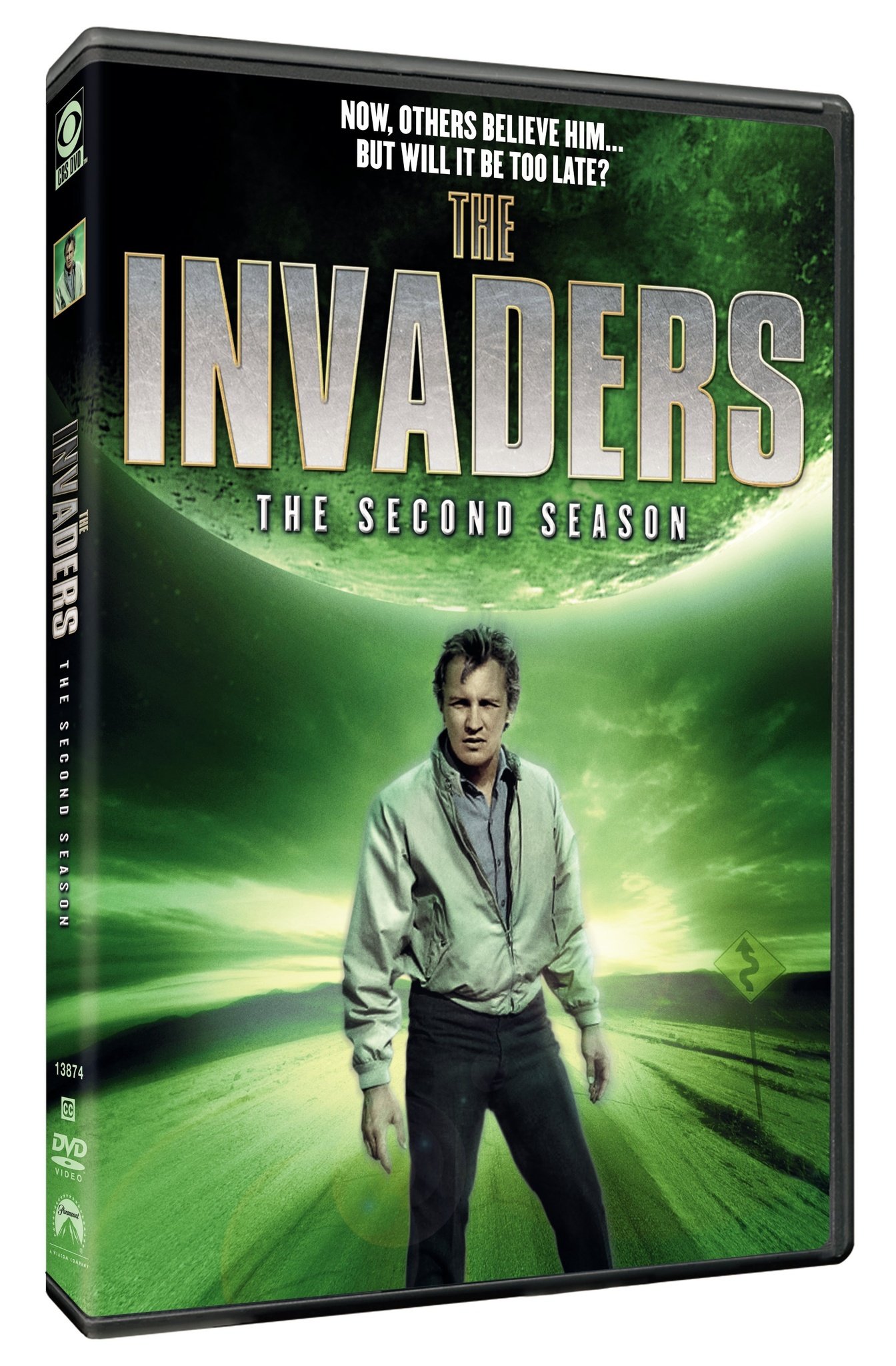 Фото - "The Invaders": 1344x2048 / 411 Кб