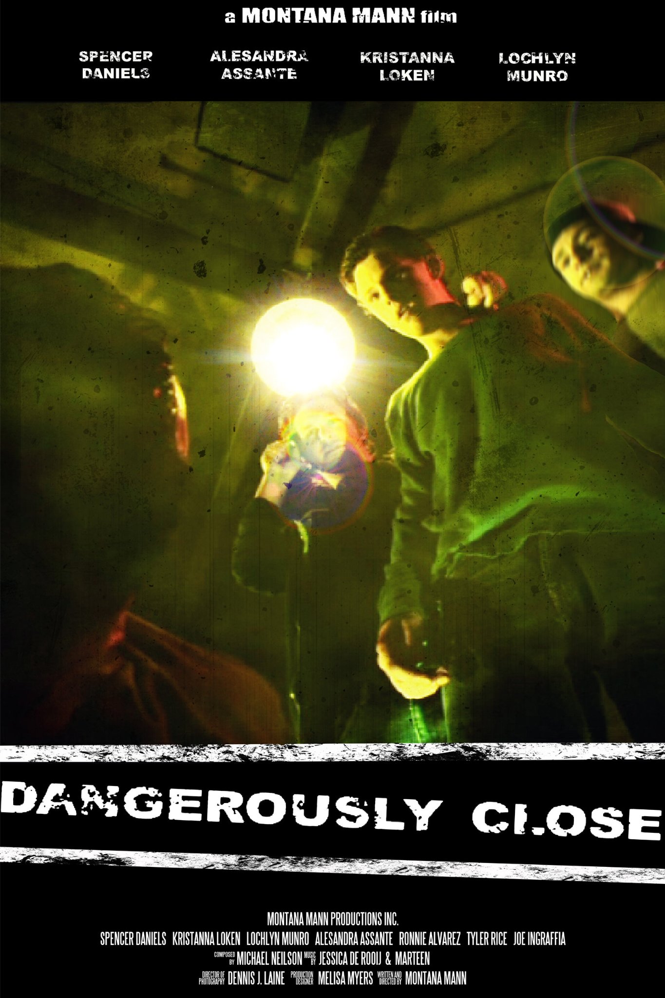 Фото - Dangerously Close: 1365x2048 / 345 Кб