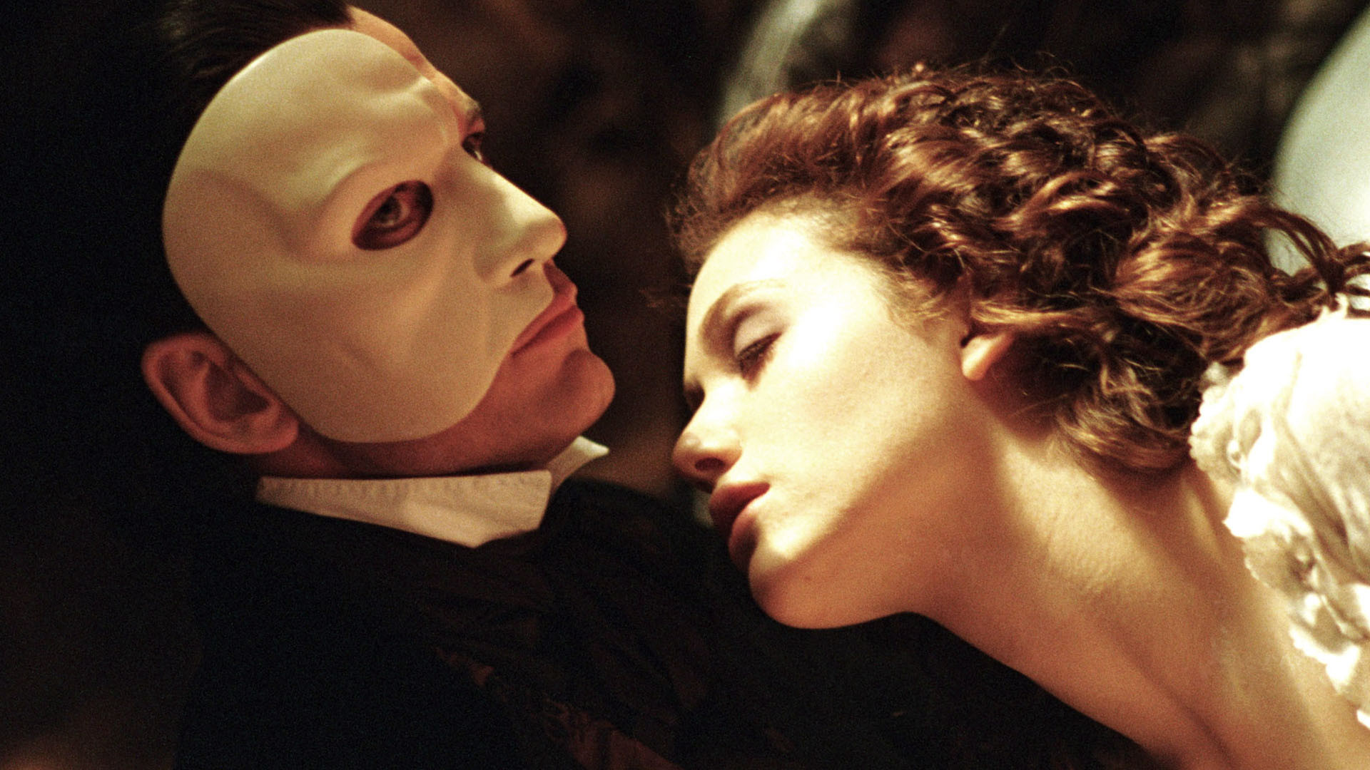 Опера пародия. Призрак оперы 2004 Джерард Батлер. Миранда Ричардсон призрак оперы.
