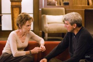 Фото - Сэм Уотерстон: 322x217 / 17 Кб