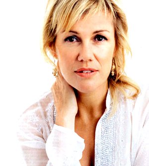 Фото - Робин Малкольм: 300x334 / 21 Кб