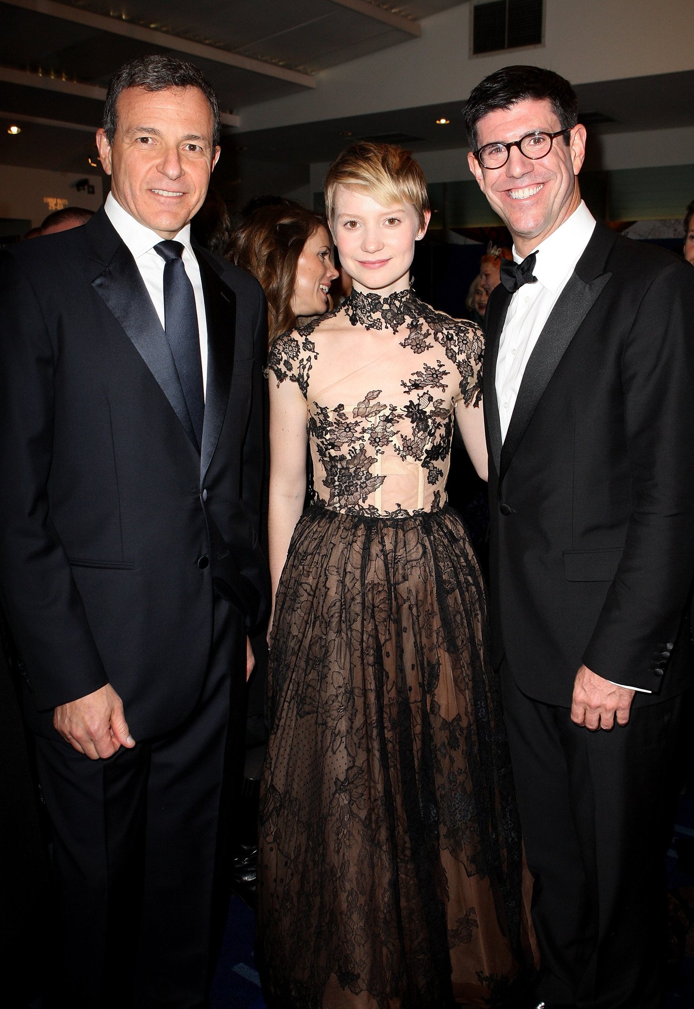 Фото - Роберт А. Айгер: 1409x2048 / 514 Кб