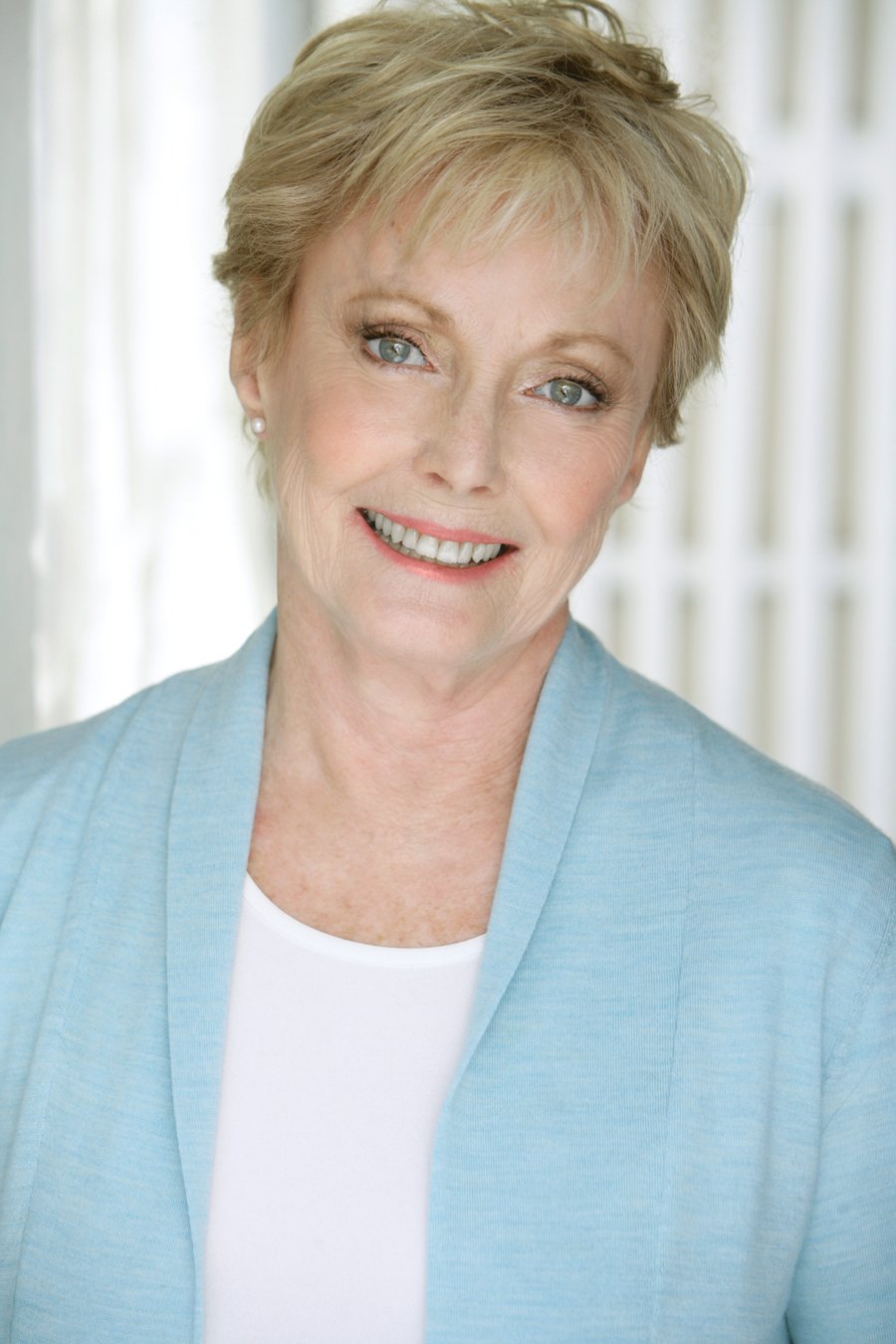 Джудит барселона. Джудит геллер. Джудит берибей. Джудит айви 1984. Джудит.